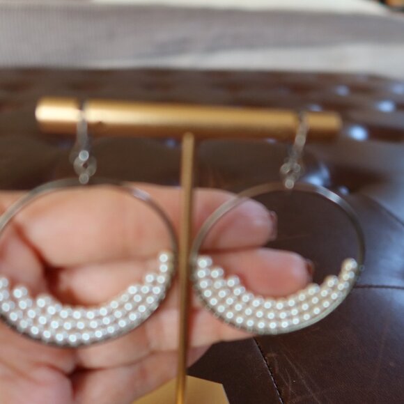 Chan Luu tiny pearl and silver front facing hoops earrings 2" long drops - Picture 6 of 13